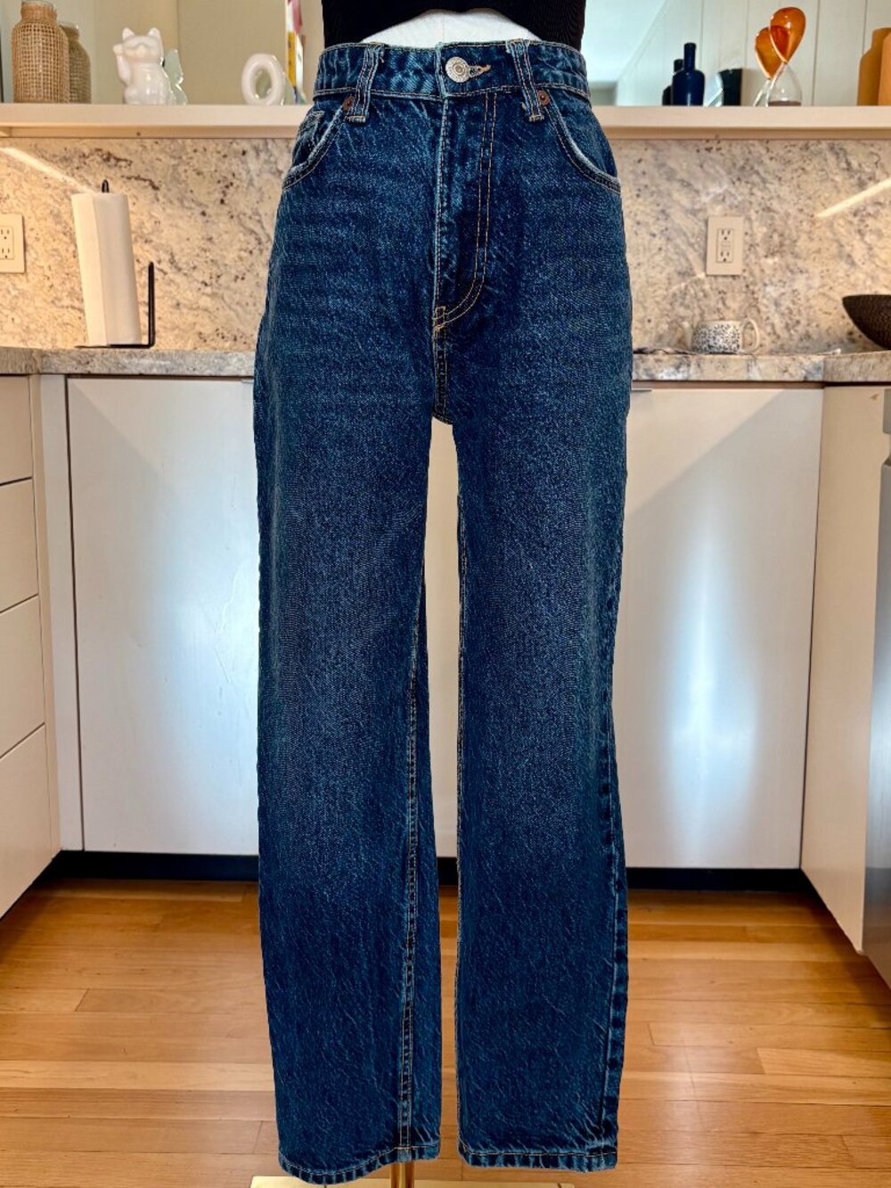 Zara Classic Dark Wash Straight Leg Jeans - size 4 - Picture 3 of 7